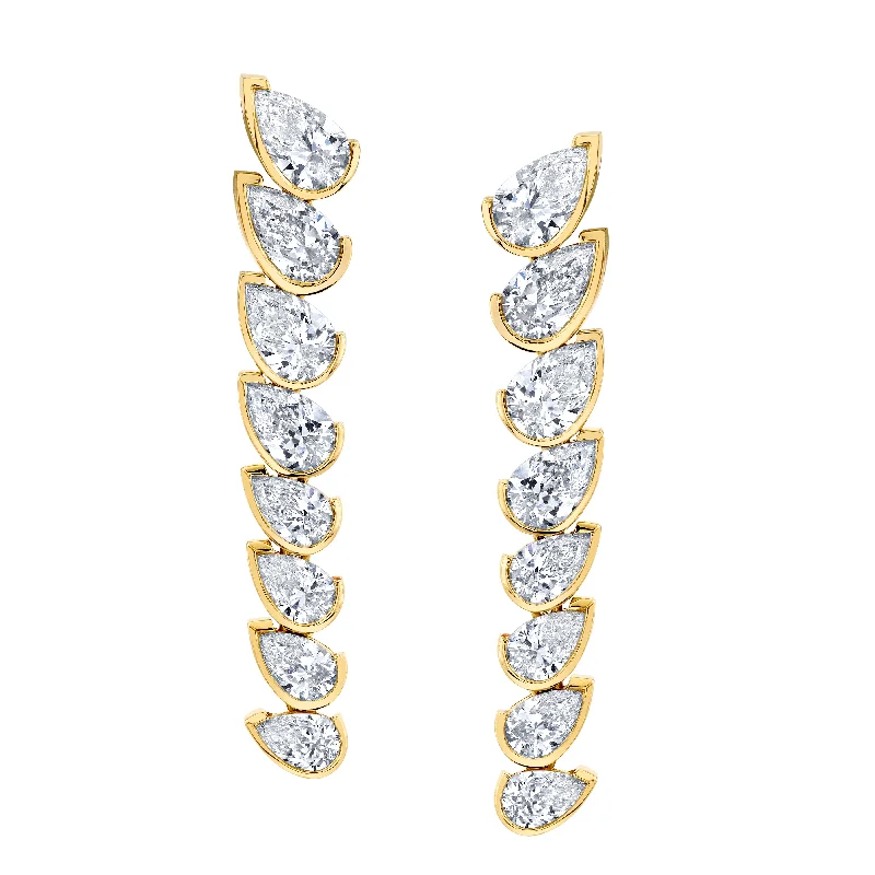 Zodiac charm earrings-Graduated Pear Cut Diamonds Dangle Earrings in 18k Yellow Gold