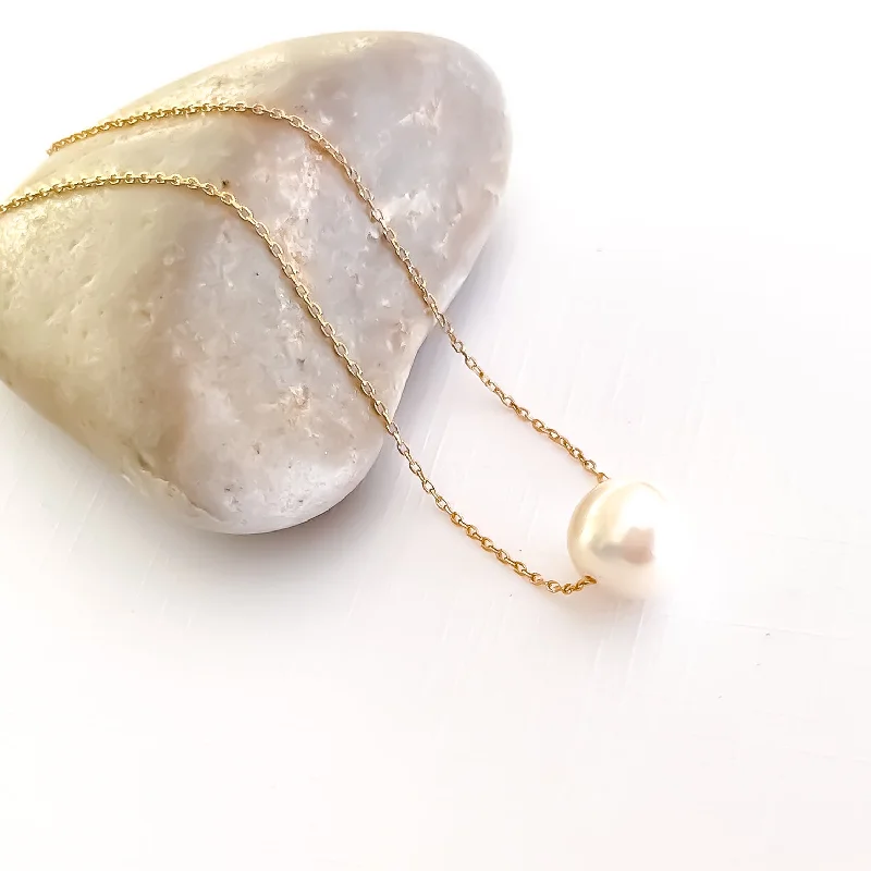 Amethyst drop necklaces-Floating Pearl Necklace - Gold