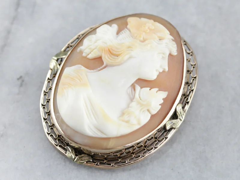 Vintage Cameo Brooch or Pendant