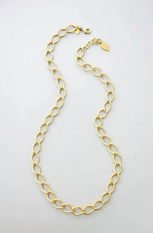 Six-strand necklaces-Women's Brushed Link Necklace In Gold