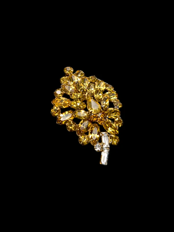 1950s - 1960s Mid-century Modern Open Back Crystal Rhinestone Canary Yellow and Honey Topaz Leaf Brooch Pin Pendant