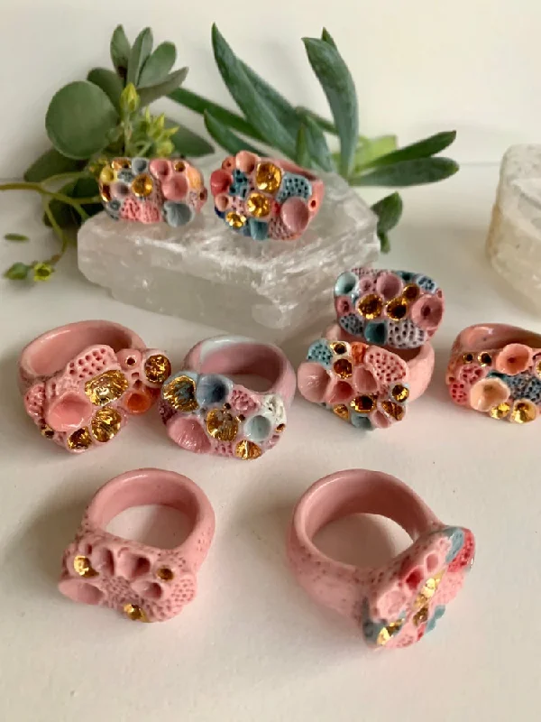 Tide shape rings-One pink tones ‘rock coral’ porcelain ring