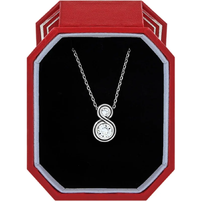 Drape-style necklaces-Women's Infinity Sparkle Petite Necklace Gift Box In Silver