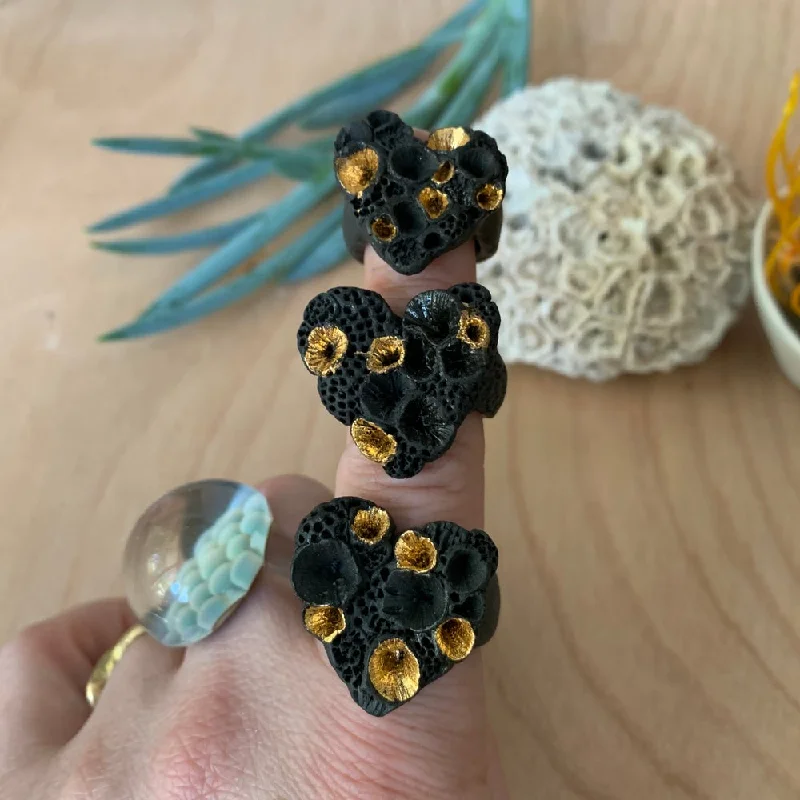 Bright star rings-Black porcelain ‘rock coral’ heart shaped ring